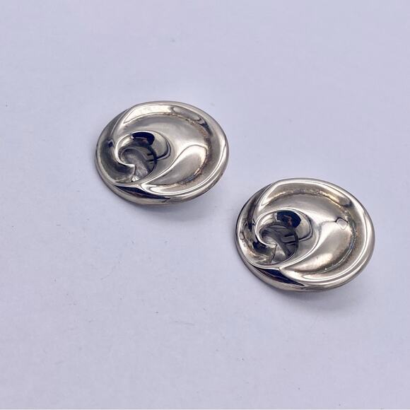 Art Nouveau Revival Style Swirl Circle Clip On Earrings - Picture 4 of 14